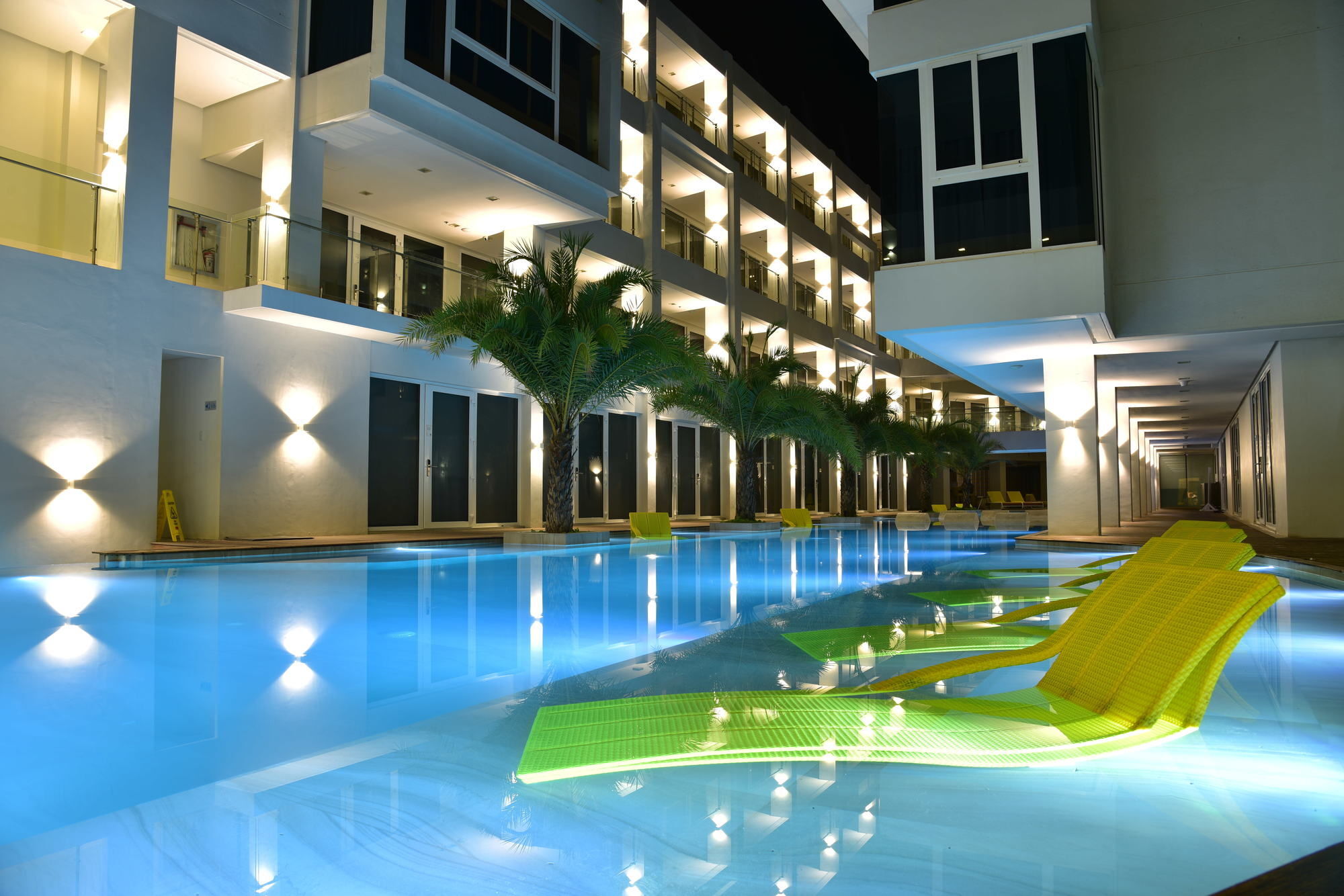 Astoria Current Resort