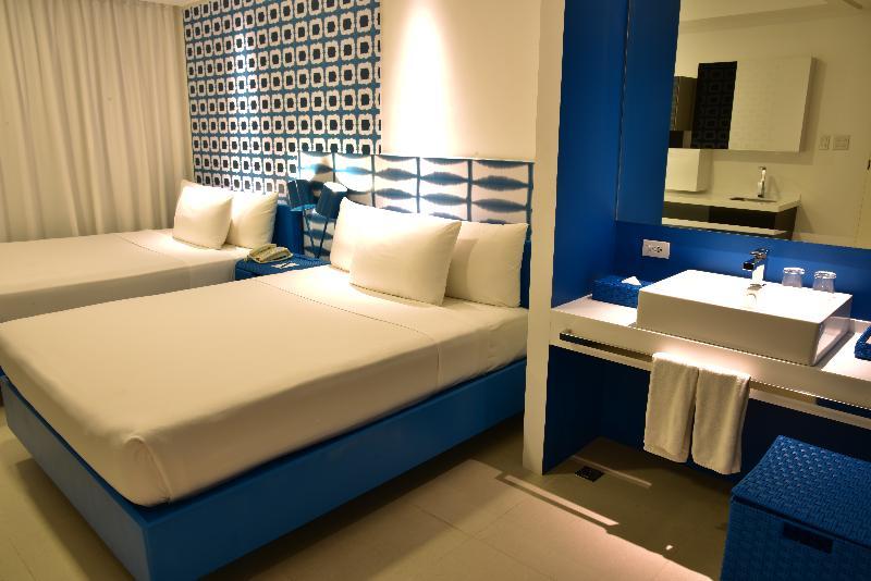 Astoria Current 4* Manoc-Manoc